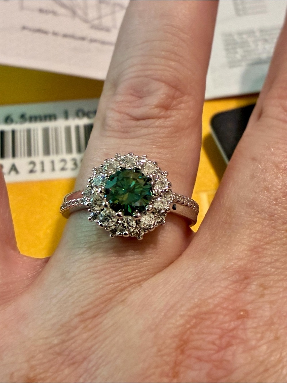 1 ct blue cyan moissanite ring size 7 with Gra report